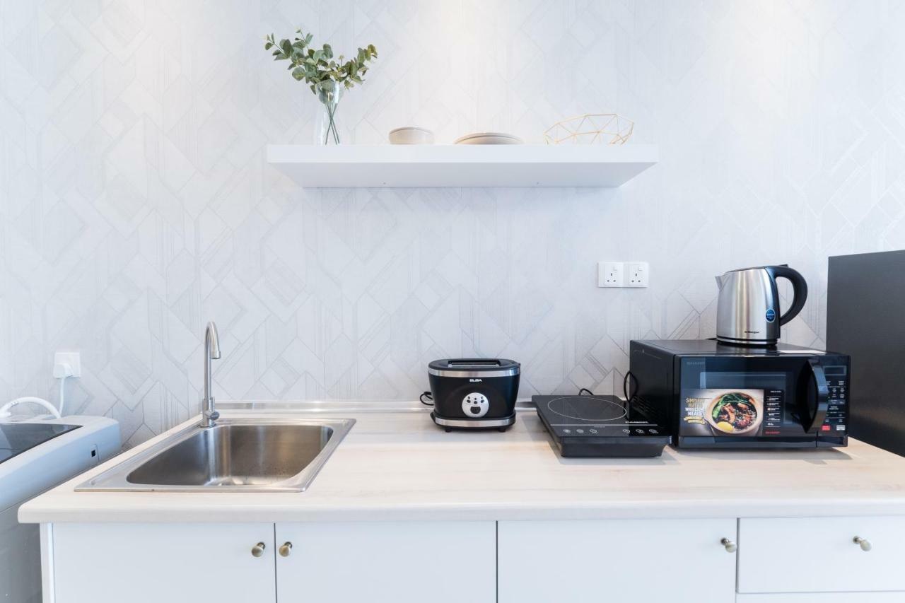 Promo!Emerald Green Stylist Duplex 8Min To Sunway Петалинг Джая Екстериор снимка